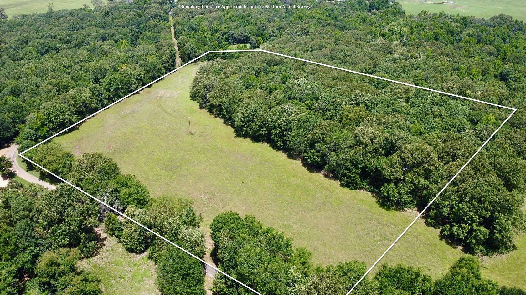9.7 Acres of Residential Land for Sale in Powderly, Texas