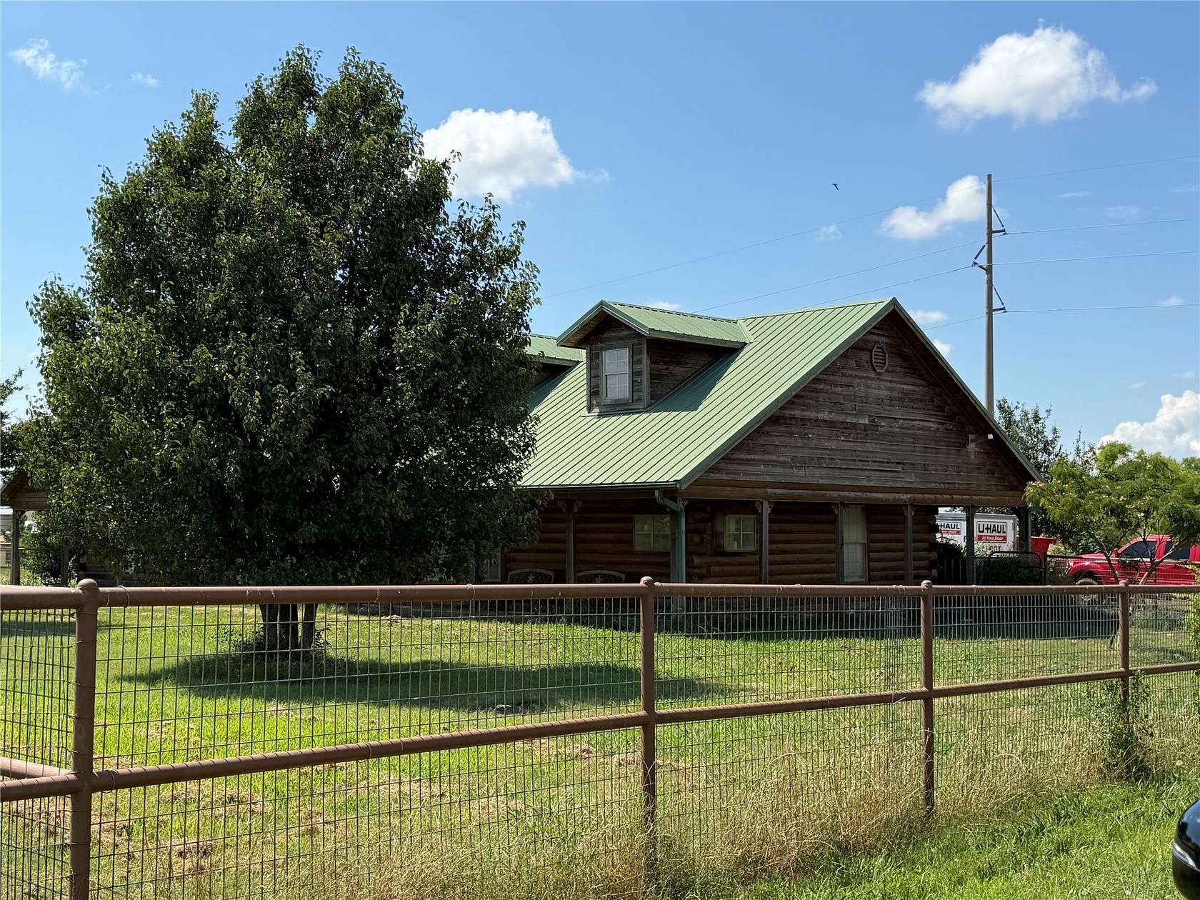 5.1 Acres of Land with Home for Sale in Whitesboro, Texas