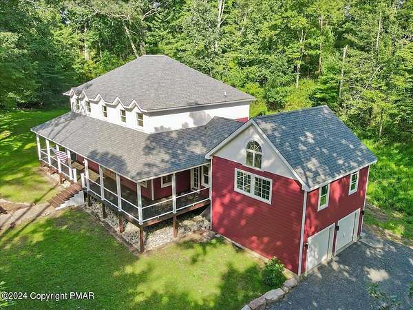 10.4 Acres of Land with Home for Sale in Effort, Pennsylvania