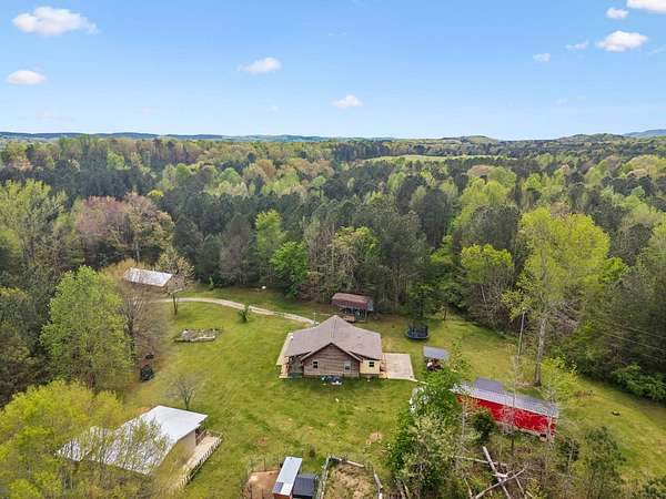 45.6 Acres of Agricultural Land with Home for Sale in Summerville, Georgia