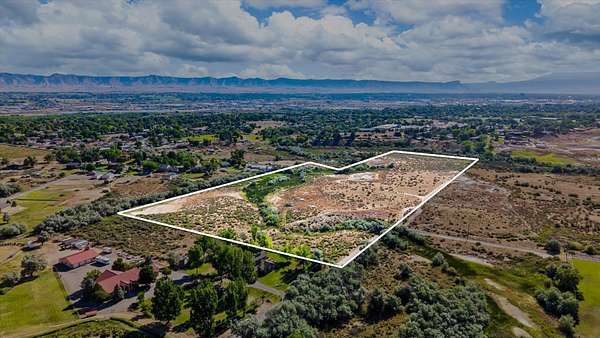 27.6 Acres of Land for Sale in Grand Junction, Colorado