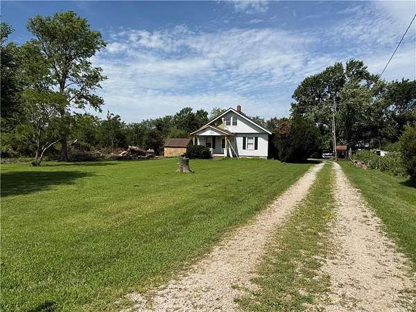36.7 Acres of Land with Home for Sale in Tonganoxie, Kansas