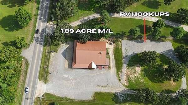 1.89 Acres of Improved Commercial Land for Sale in Tahlequah, Oklahoma