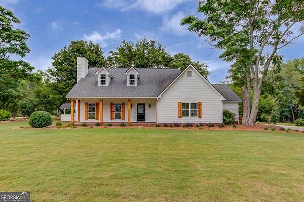 1.63 Acres of Land with Home for Sale in Hoschton, Georgia