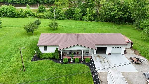 18.5 Acres of Land with Home for Sale in Gunlock, Kentucky