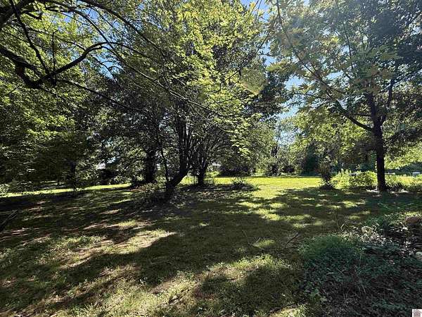 5.6 Acres of Residential Land for Sale in Mayfield, Kentucky