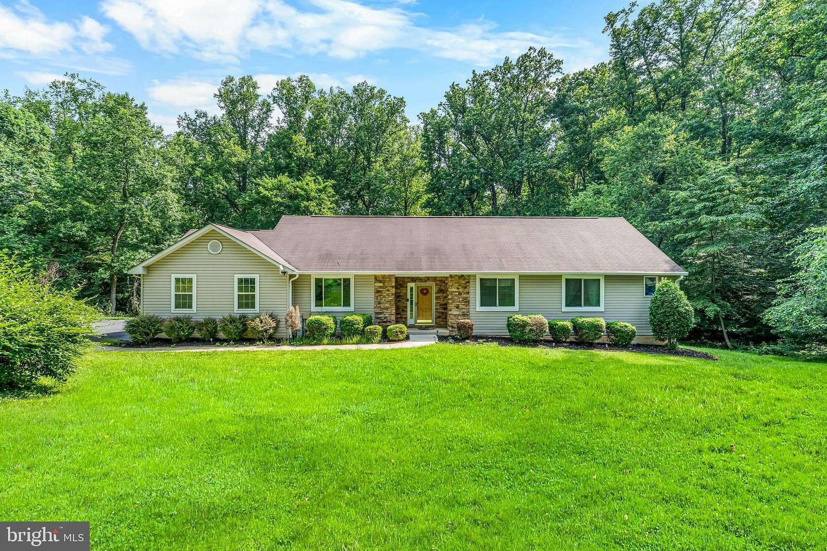 2.48 Acres of Land with Home for Lease in Laurel, Maryland