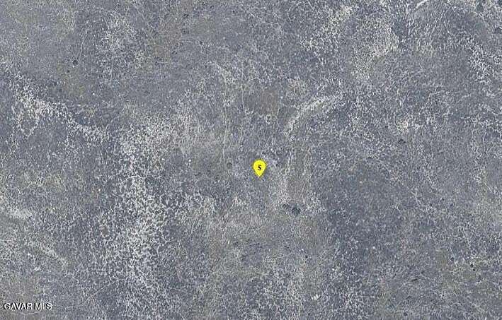 165 Acres of Land for Sale in Agua Dulce, California