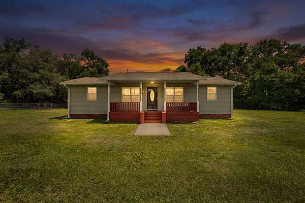 3.15 Acres of Land with Home for Sale in Williston, Florida