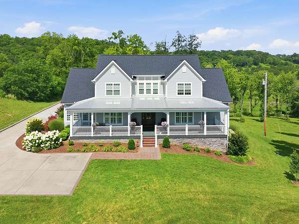 5 Acres of Land with Home for Sale in Columbia, Tennessee