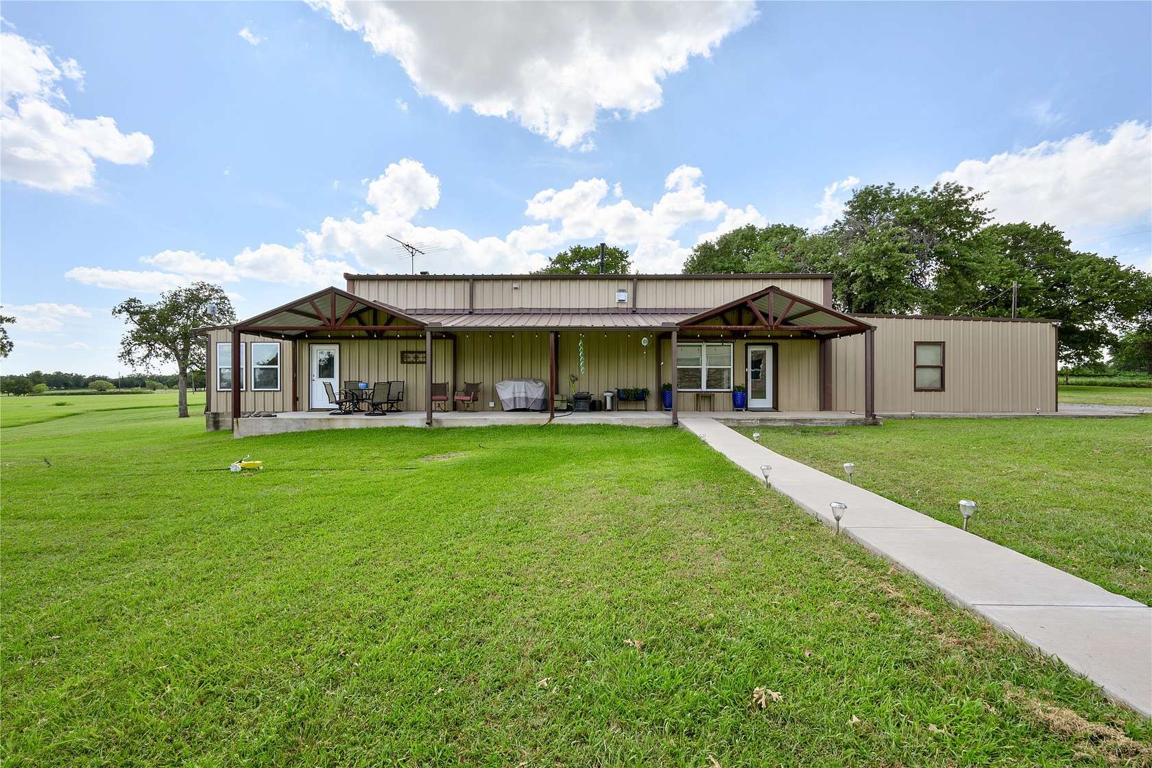 13.6 Acres of Land with Home for Sale in Mineral Wells, Texas