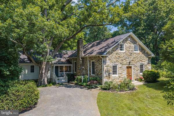 3.34 Acres of Land with Home for Sale in Hillsboro, Virginia