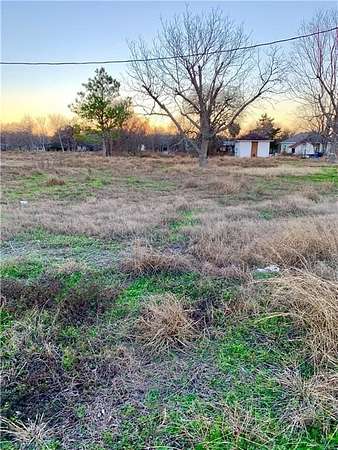 1.46 Acres of Land for Sale in Skidmore, Texas