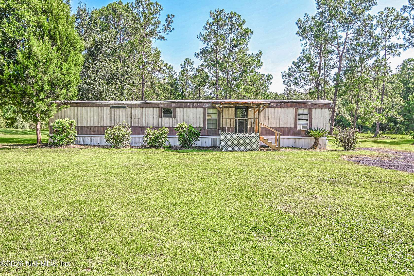 20.5 Acres of Agricultural Land with Home for Sale in Glen St. Mary, Florida
