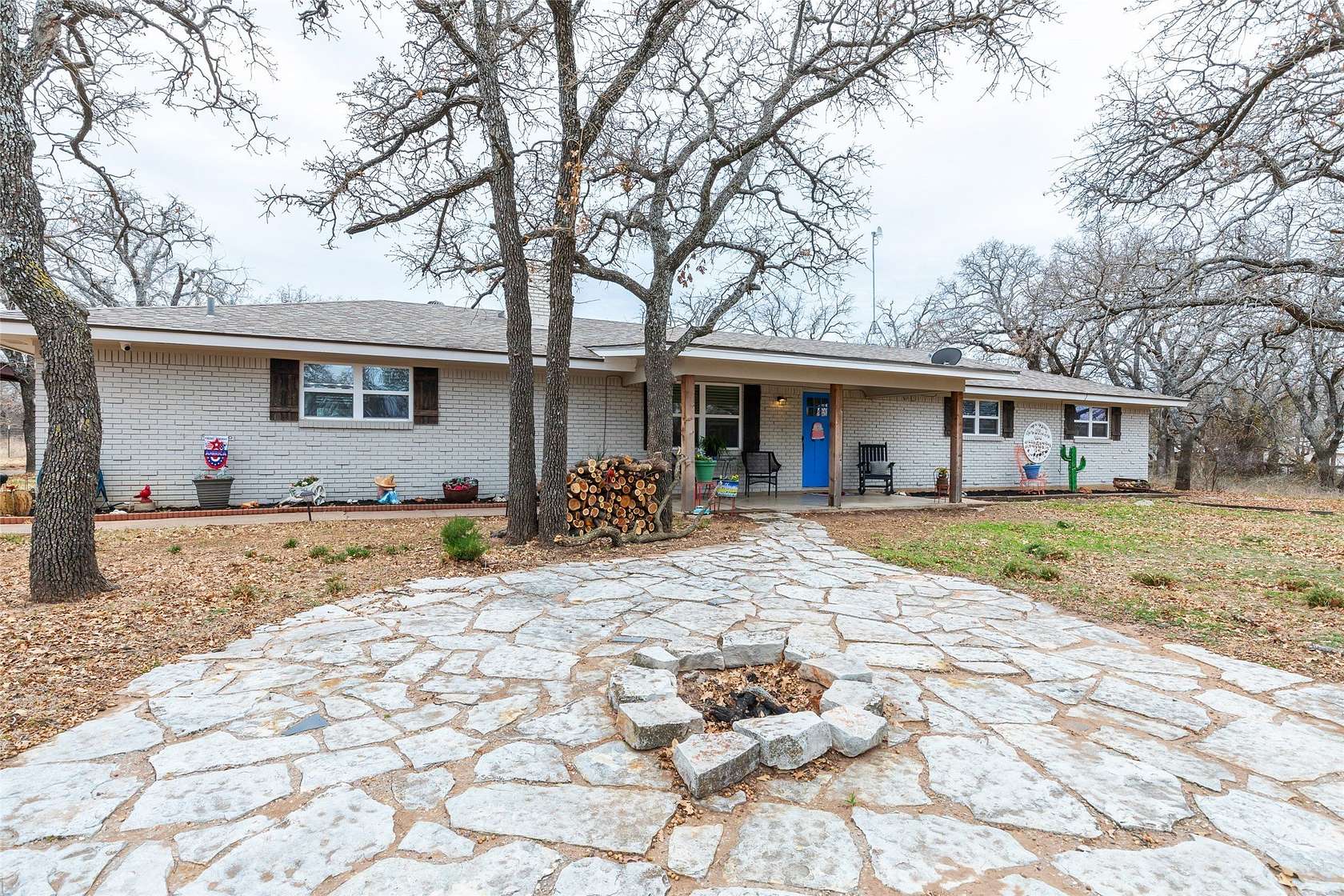 6.33 Acres of Land with Home for Sale in Clyde, Texas