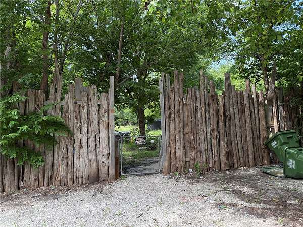 1.32 Acres of Land for Sale in Sanger, Texas