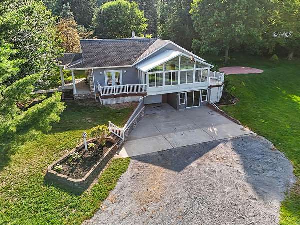 2.5 Acres of Land with Home for Sale in Colon, Michigan