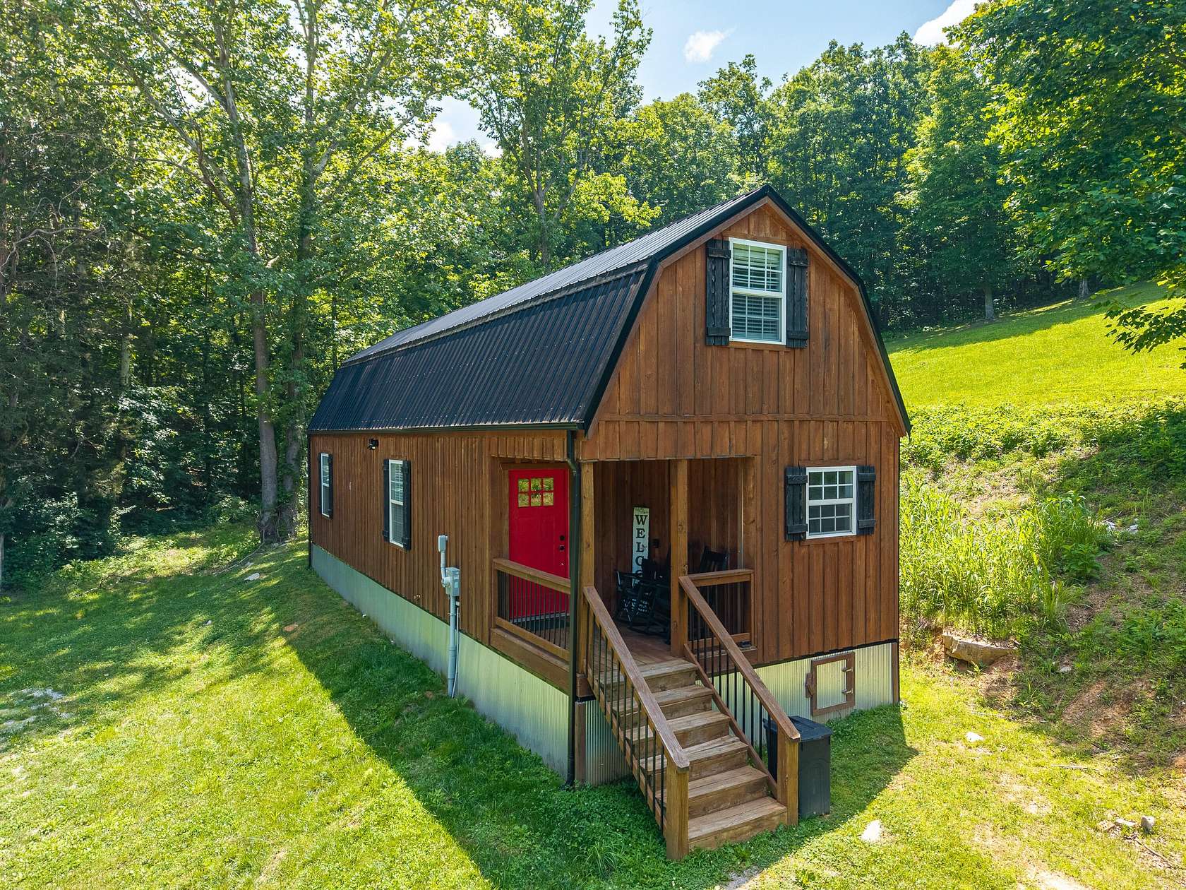 18 Acres of Land with Home for Sale in Monticello, Kentucky