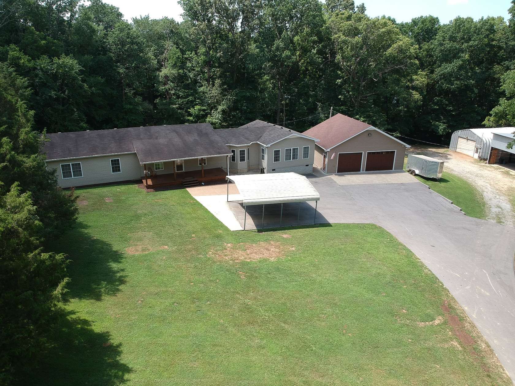 3.4 Acres of Land with Home for Sale in Springfield, Tennessee