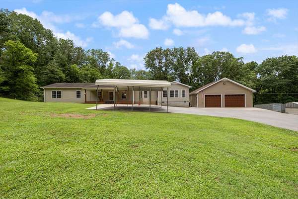 3.4 Acres of Land with Home for Sale in Springfield, Tennessee
