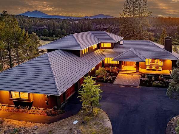 2.45 Acres of Land with Home for Sale in Sisters, Oregon