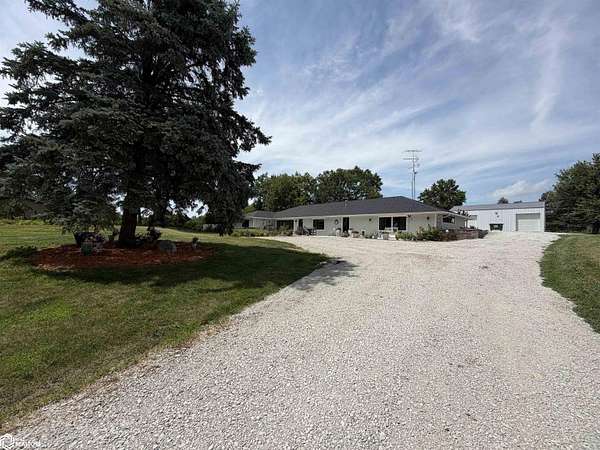 21.4 Acres of Recreational Land with Home for Sale in Centerville, Iowa