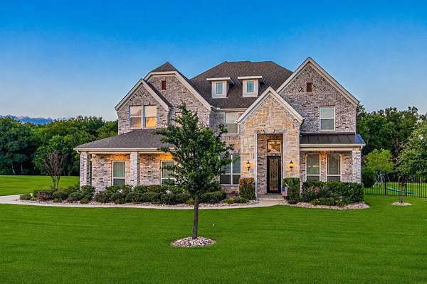 3.46 Acres of Land with Home for Sale in Lucas, Texas