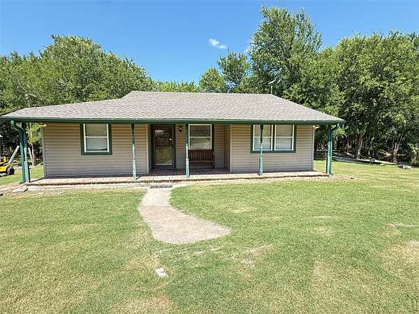 9.42 Acres of Land with Home for Sale in Whitewright, Texas