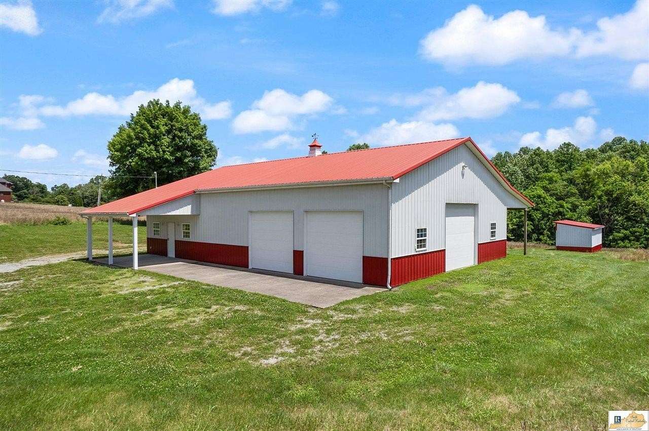 17 Acres of Land for Sale in Columbia, Kentucky