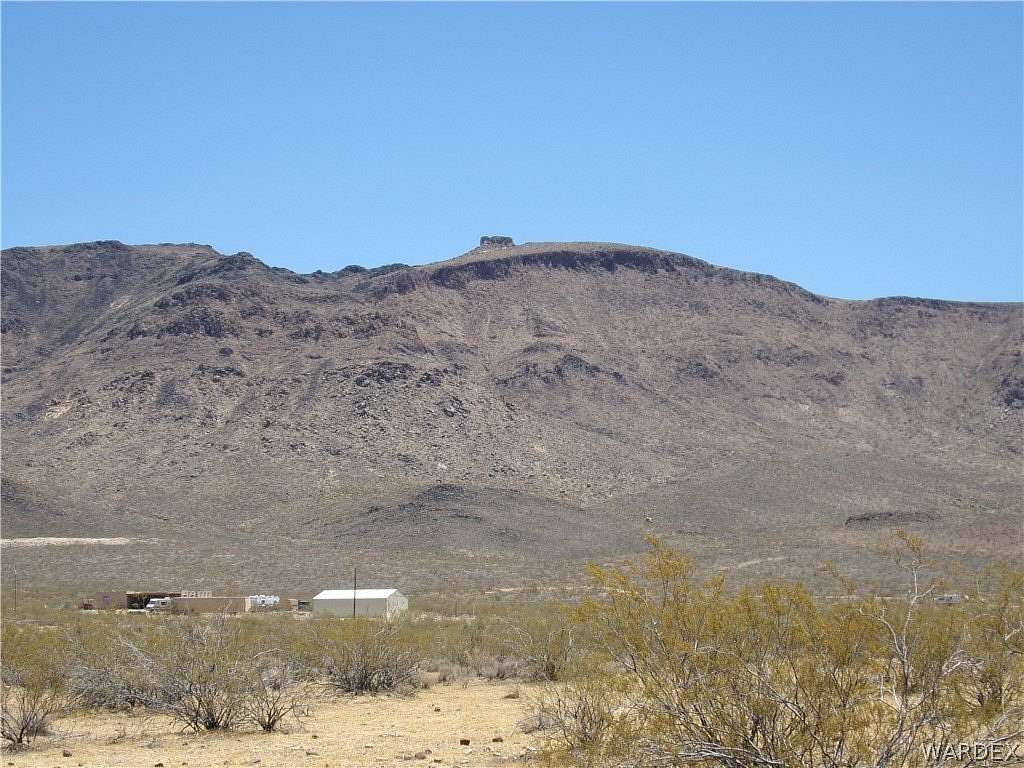 10 Acres of Land for Sale in Golden Valley, Arizona