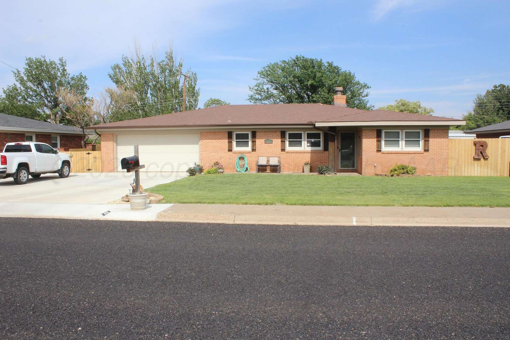1.84 Acres of Land with Home for Sale in Hereford, Texas