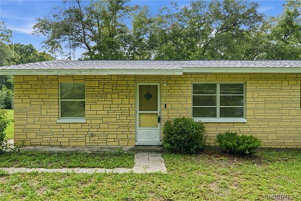 2.43 Acres of Land with Home for Sale in Inverness, Florida