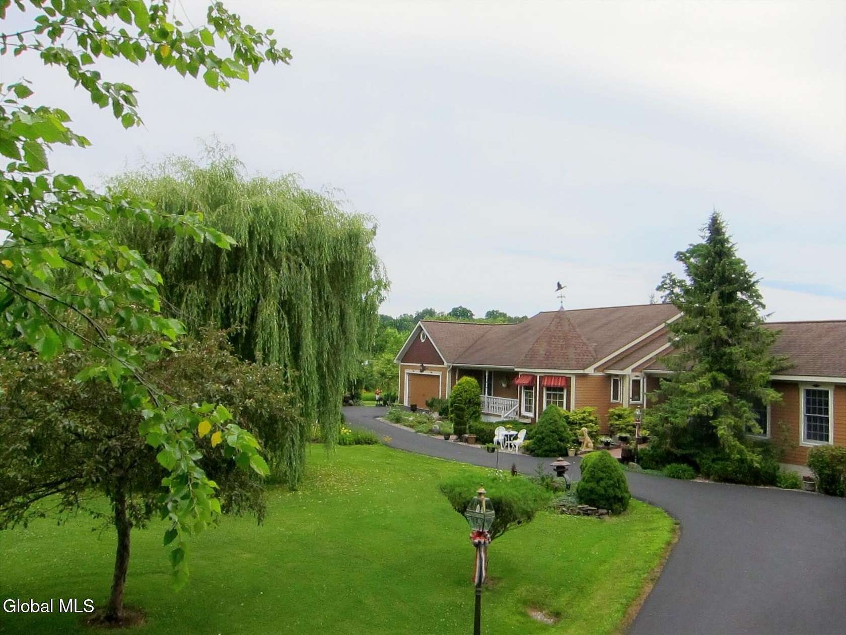 3.9 Acres of Land with Home for Sale in Amsterdam, New York