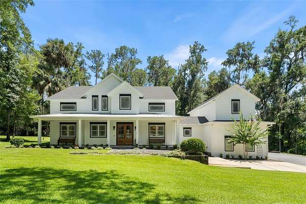 5 Acres of Land with Home for Sale in Ocala, Florida