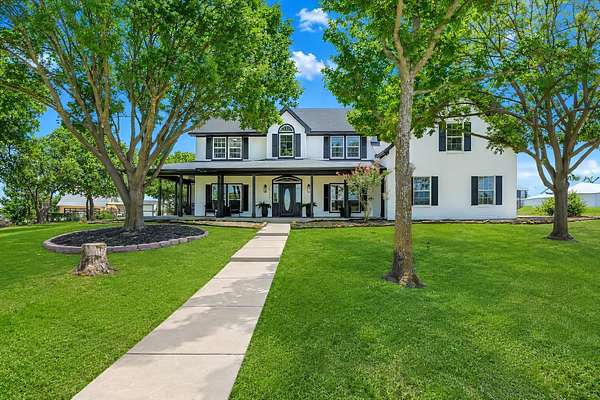 2 Acres of Land with Home for Sale in Denton, Texas