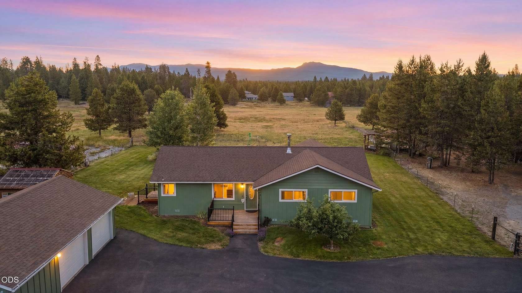 6.13 Acres of Land with Home for Sale in La Pine, Oregon