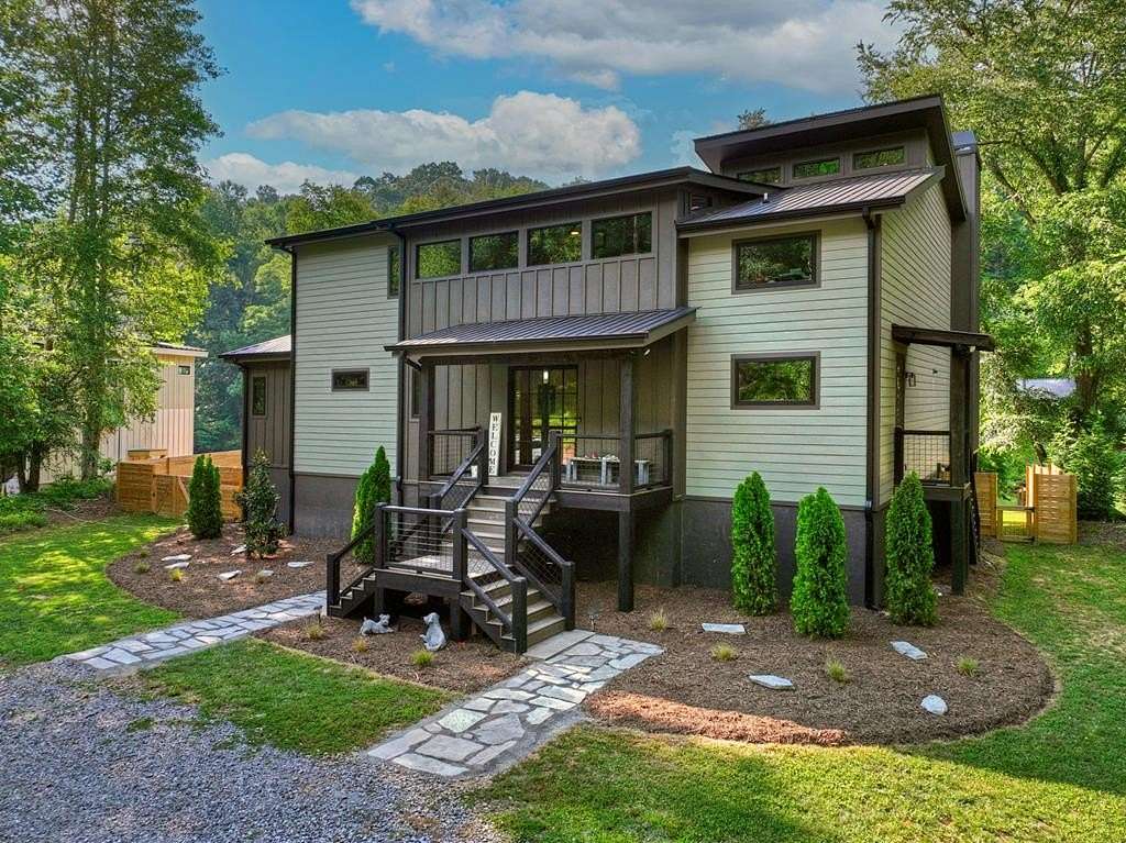 2.22 Acres of Land with Home for Sale in Blue Ridge, Georgia