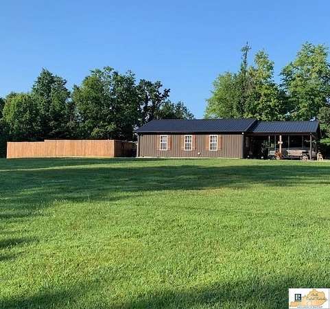 3 Acres of Land with Home for Sale in Tompkinsville, Kentucky