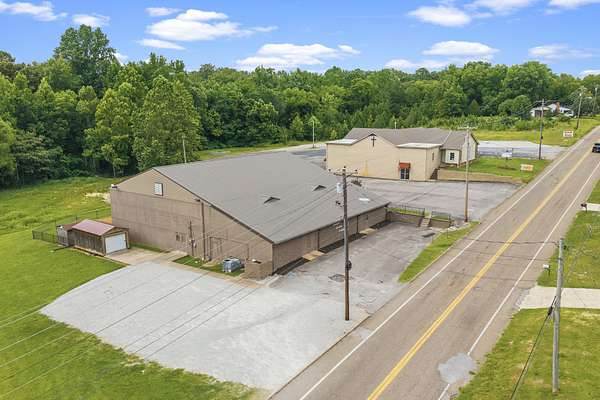 2.49 Acres of Mixed-Use Land for Sale in Lexington, Tennessee