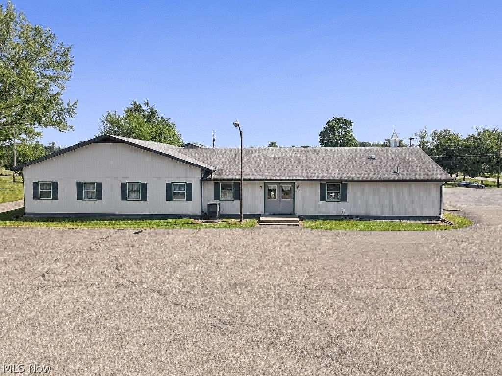 1.7 Acres of Improved Mixed-Use Land for Sale in Alliance, Ohio