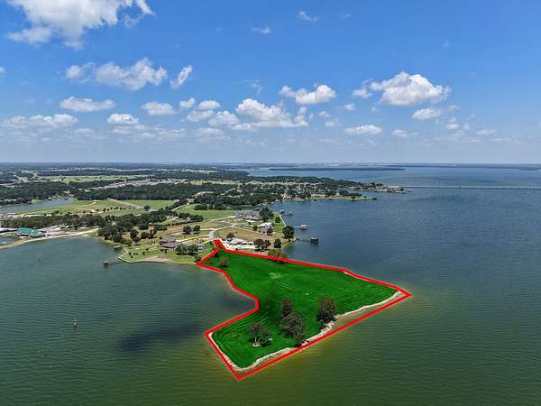 8.16 Acres of Residential Land for Sale in Corsicana, Texas