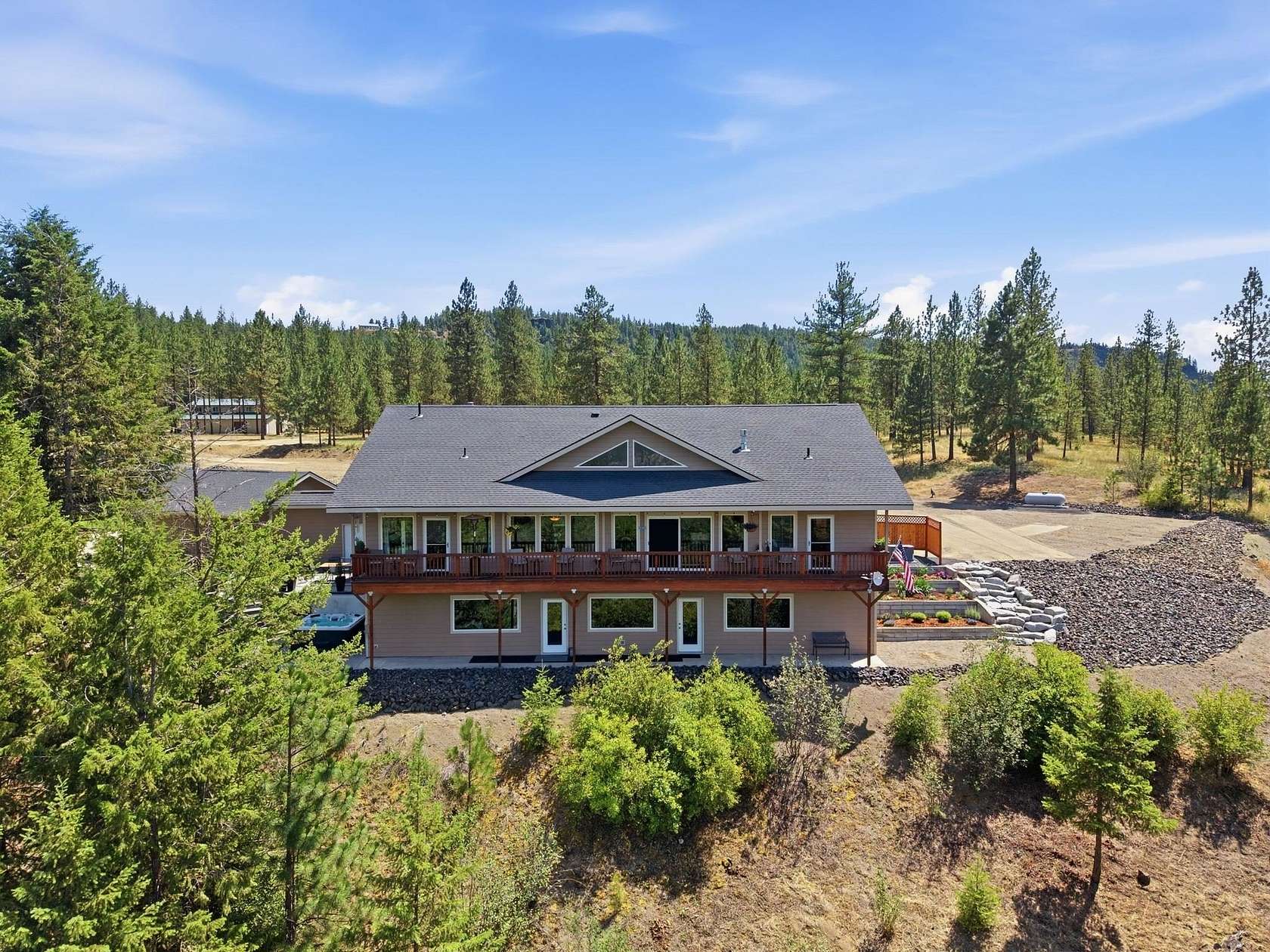 10 Acres of Land with Home for Sale in Nine Mile Falls, Washington