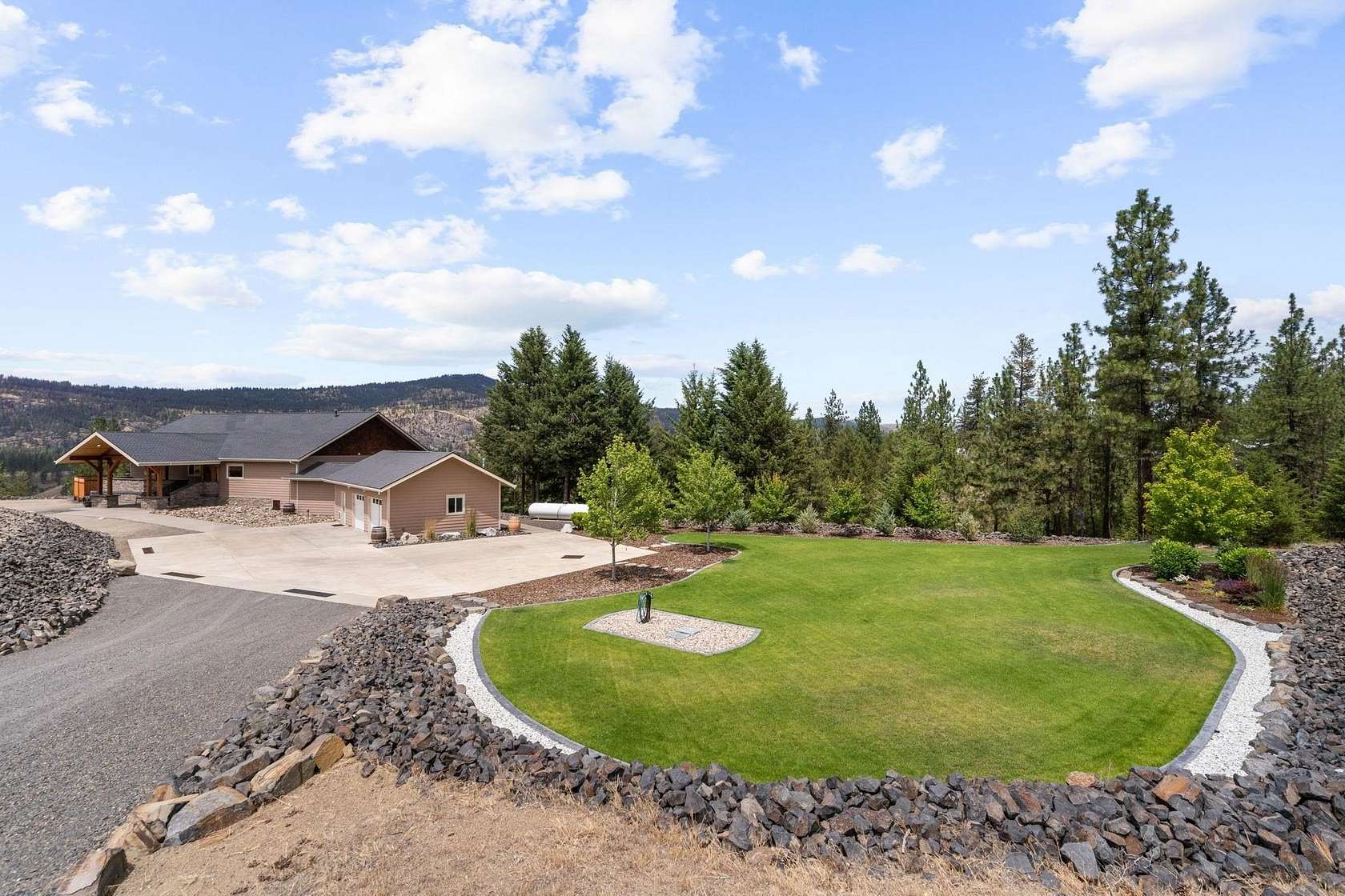 10 Acres of Land with Home for Sale in Nine Mile Falls, Washington
