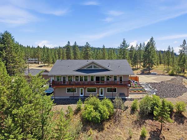 10 Acres of Land with Home for Sale in Nine Mile Falls, Washington