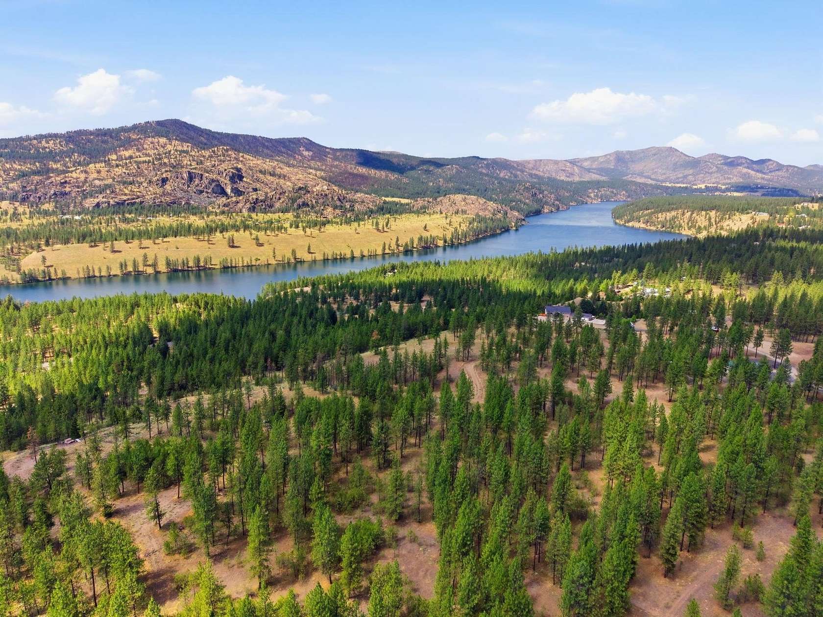 9.88 Acres of Residential Land for Sale in Nine Mile Falls, Washington