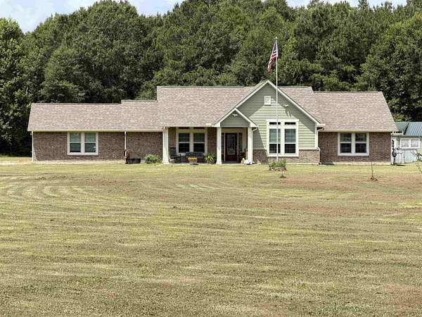 23.7 Acres of Improved Recreational Land for Sale in Silsbee, Texas