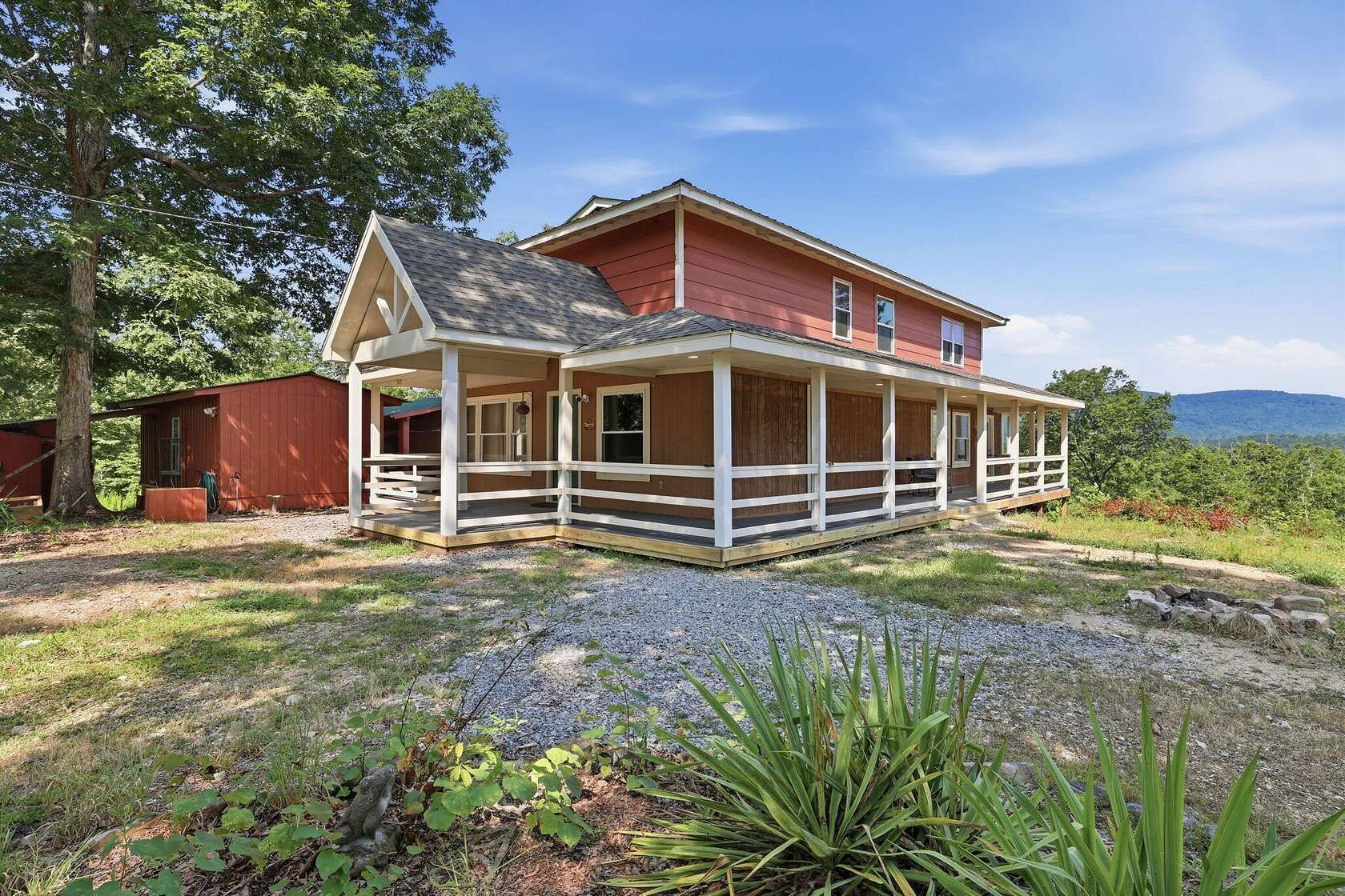 15.9 Acres of Land with Home for Sale in Rising Fawn, Georgia