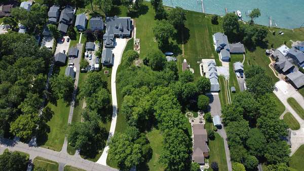 1.2 Acres of Residential Land for Sale in New Baltimore, Michigan