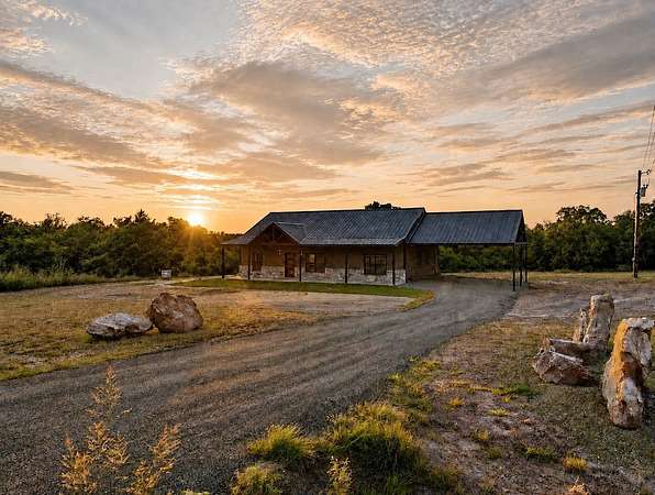 3.16 Acres of Land with Home for Sale in Alvord, Texas