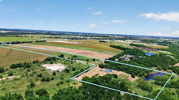 13 Acres of Recreational Land for Sale in Venus, Texas